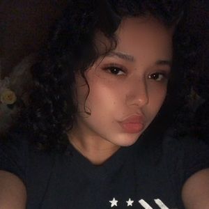 Meet your Posher, Graciela